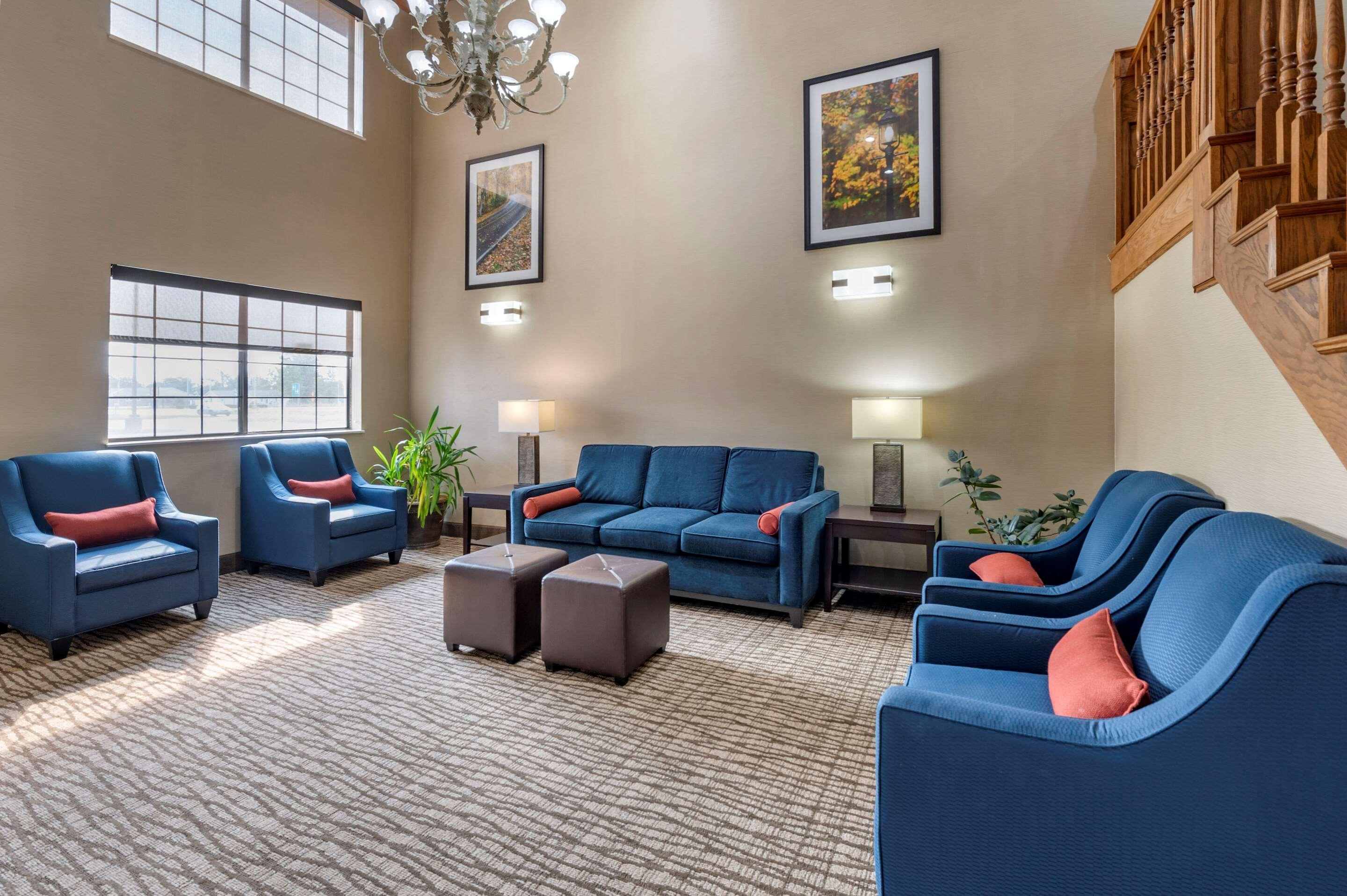 Comfort Inn&Suites Napoleon Extérieur photo