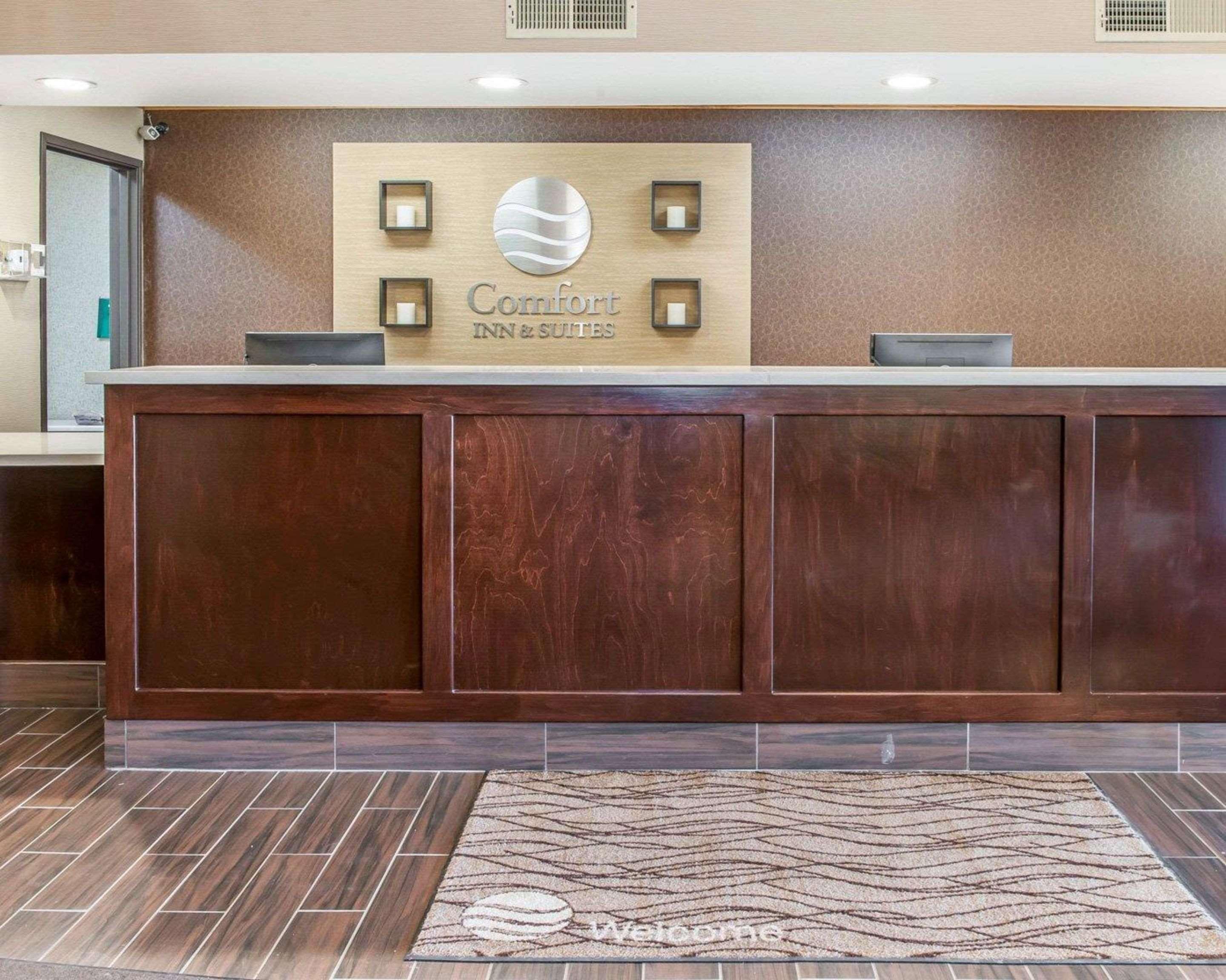 Comfort Inn&Suites Napoleon Extérieur photo