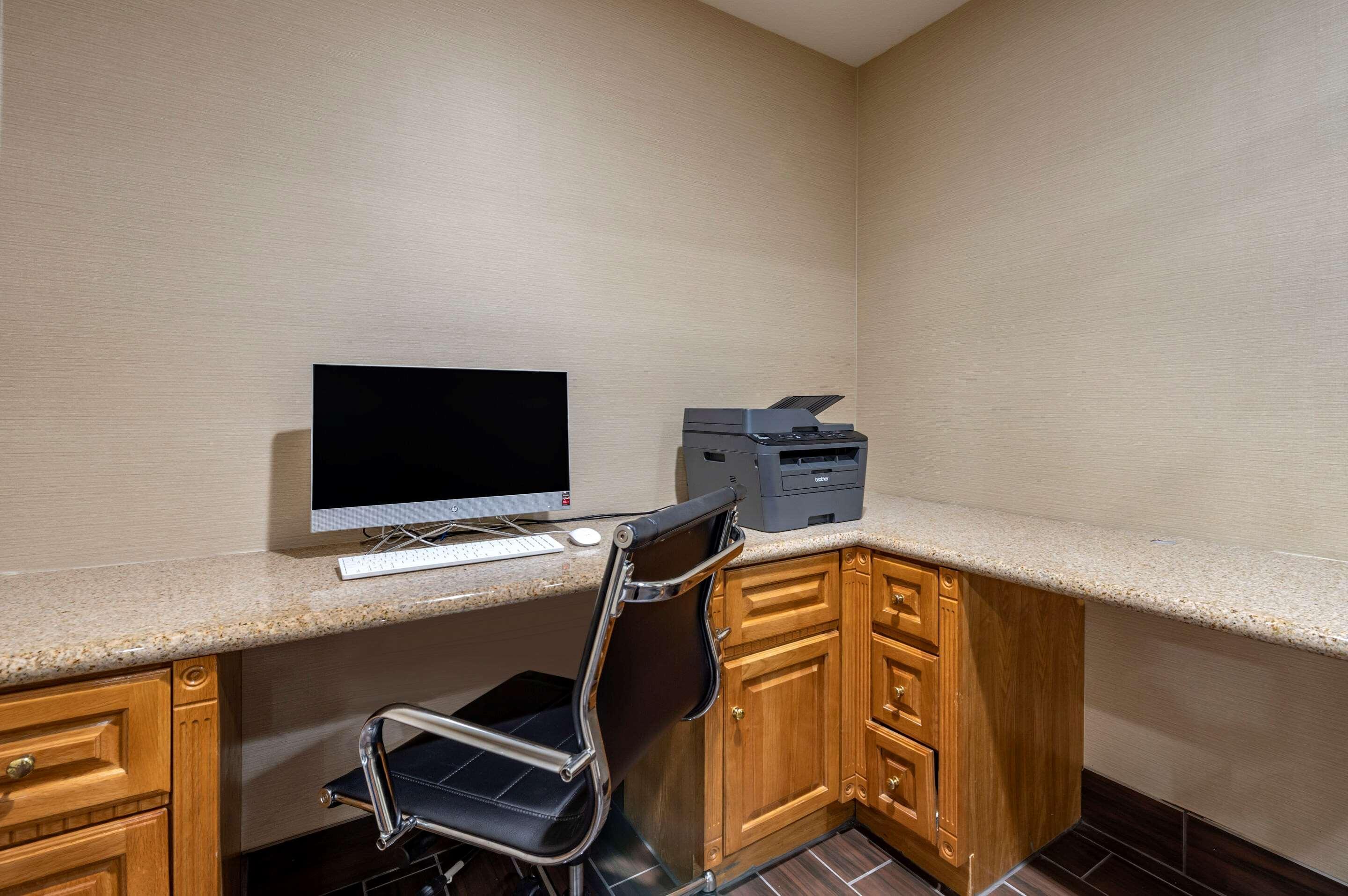 Comfort Inn&Suites Napoleon Extérieur photo