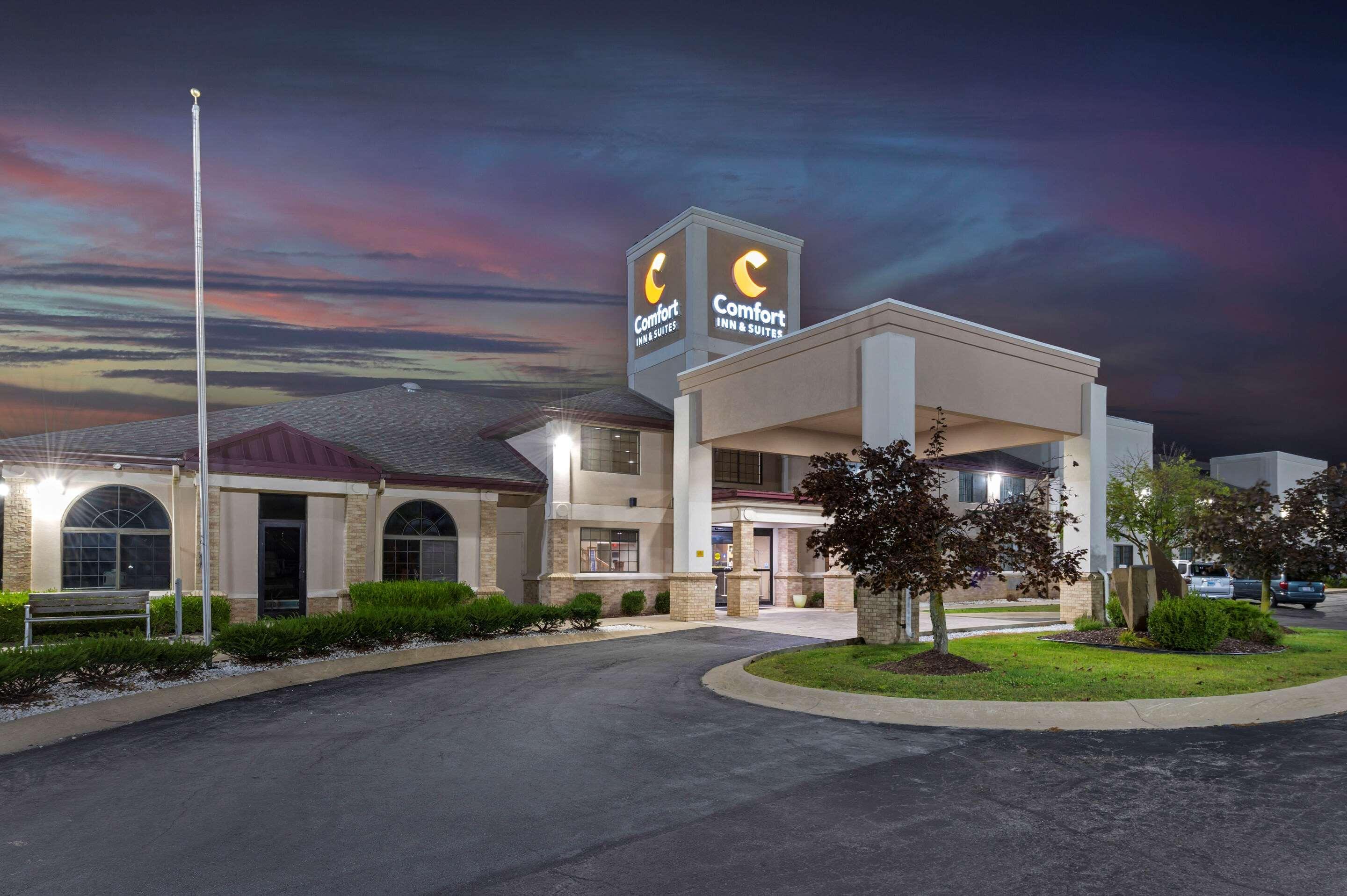 Comfort Inn&Suites Napoleon Extérieur photo