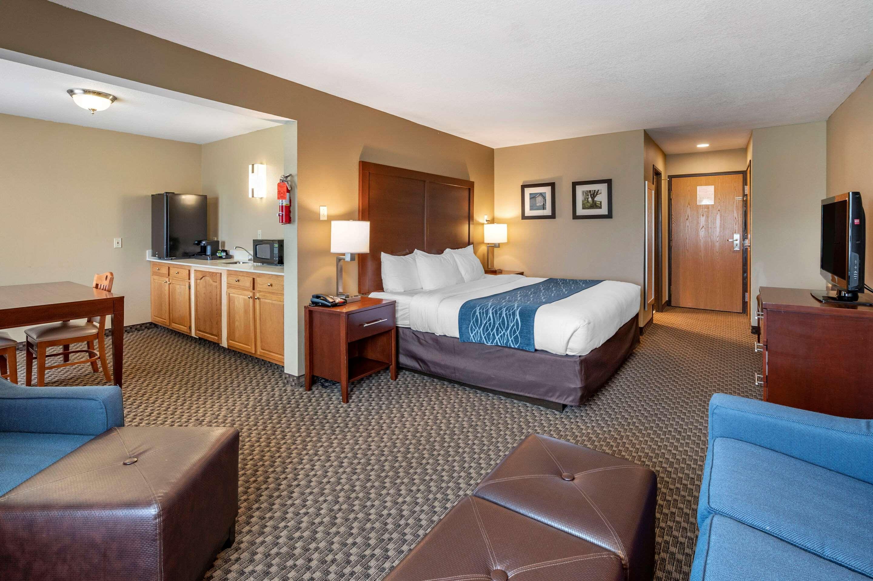 Comfort Inn&Suites Napoleon Extérieur photo