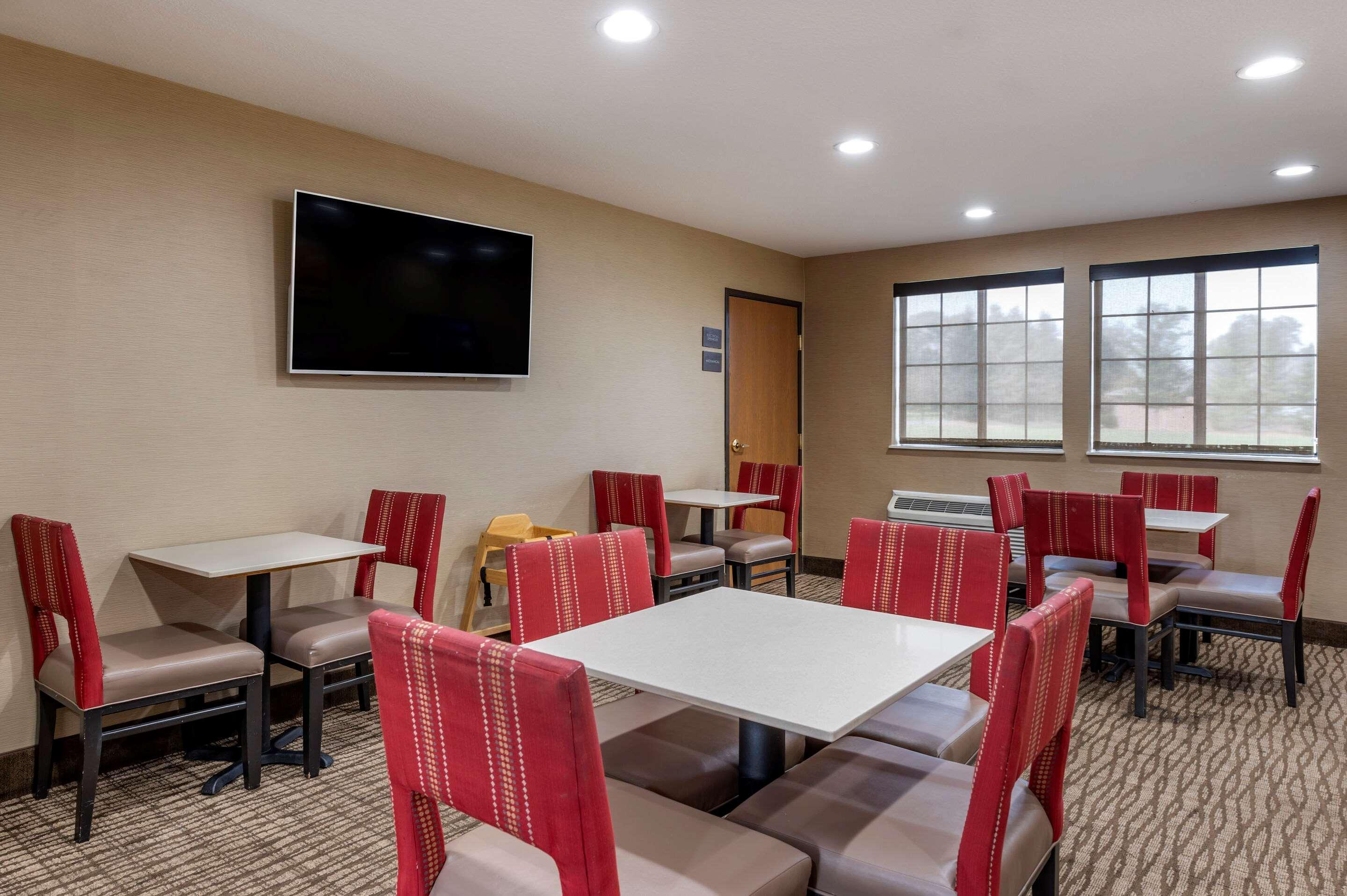 Comfort Inn&Suites Napoleon Extérieur photo