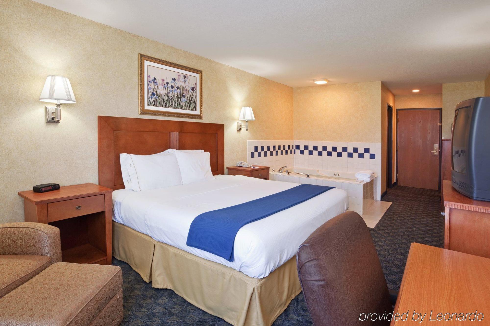Comfort Inn&Suites Napoleon Chambre photo